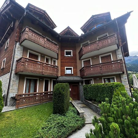 Appartamento Incantevole Con Box E Ski Room, Wi-Fi, Bormio Dış mekan fotoğraf